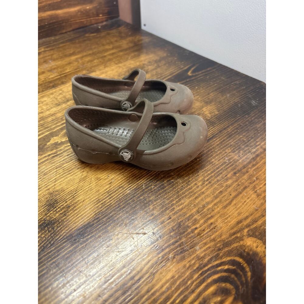 Crocs‎ Brown Flats Size C4/5